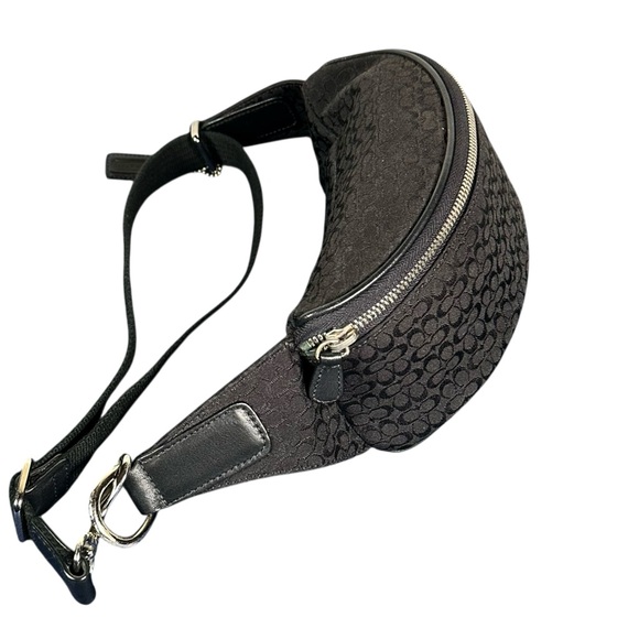 COACH Vintage Signature Jacquard Monogram Canvas Belt Bag / Waist Pack - Picture 6 of 15